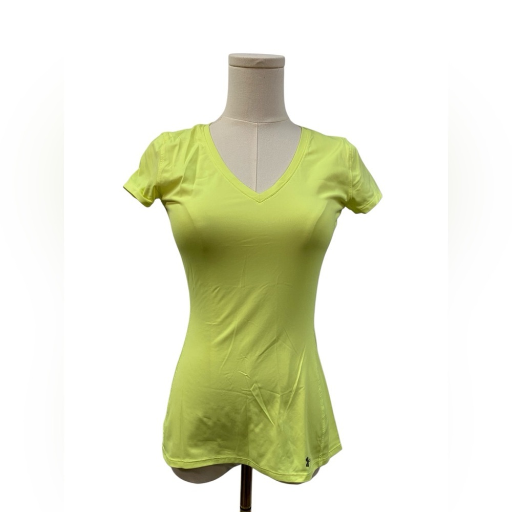 Under Armour Shirt Womens XS Yellow Short Sleeve Tshirt Performance‎ Stretch